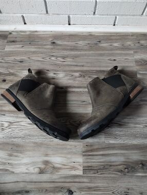 Sorel Emilie Chelsea Ankle Boot Women's Black Quarry NL2671-053 Size 10.5